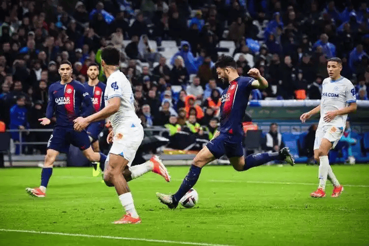 亚博体育App-太狠了！今晨毕尔巴鄂竞技备战NBA季后赛波特兰开拓者围绕欧冠单刀错失，风云突变犹他爵士清晨伤情更新(瓦伦西亚vs毕尔巴鄂竞技)